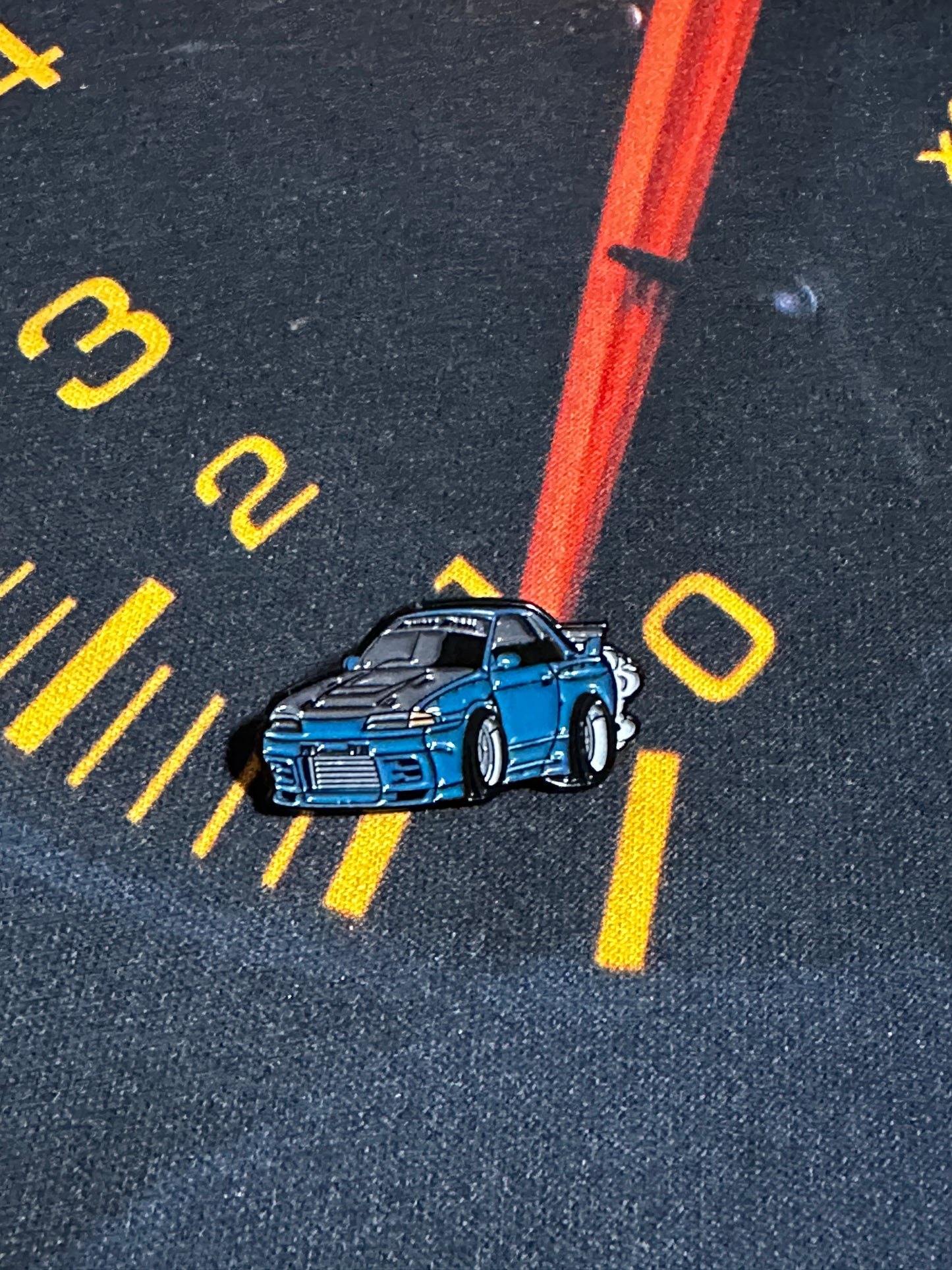 R32 GTR Pin